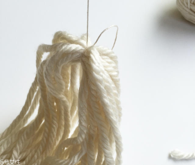 流蘇掛件怎么做？自制流蘇掛件讓家多點(diǎn)文藝風(fēng)