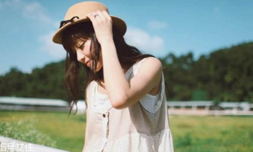 女生腿毛多怎么辦 這個(gè)夏天不做獼猴桃 女生腿毛多怎么辦 這個(gè)夏天不做獼猴桃