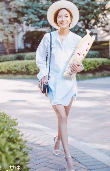 小白裙配什么鞋子好看 顏色款式大起底 小白裙配什么鞋子好看 顏色款式大起底