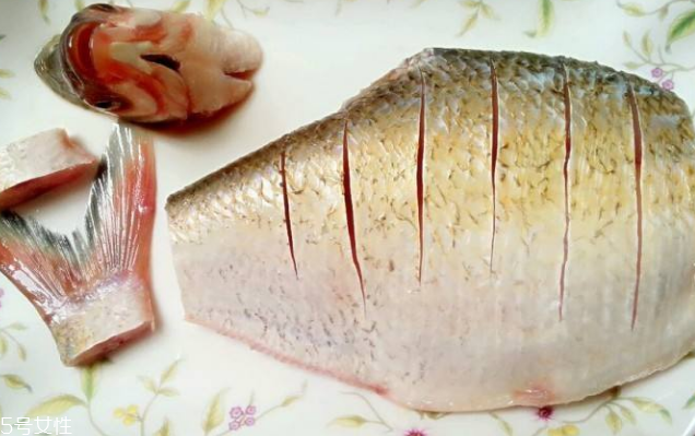 鳊魚的營養(yǎng)含量 鳊魚的主要價(jià)值 鳊魚的營養(yǎng)含量 鳊魚的主要價(jià)值