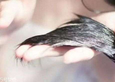 護(hù)發(fā)素能洗真絲衣服嗎？這樣做是不對的