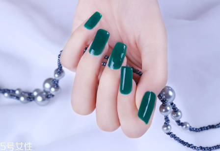 甲油膠變色了怎么處理 2個方法恢復(fù)原樣 甲油膠變色了怎么處理 2個方法恢復(fù)原樣