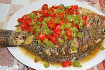 鳊魚的生活環(huán)境 鳊魚生活在哪 鳊魚的生活環(huán)境 鳊魚生活在哪