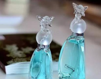 annasui安娜蘇和香奈兒哪個好 annasui安娜蘇和香奈兒哪個好