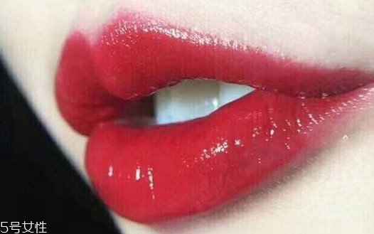 迪奧740適合什么女生 薄涂厚涂是不同氣質(zhì)哦 迪奧740適合什么女生 薄涂厚涂是不同氣質(zhì)哦