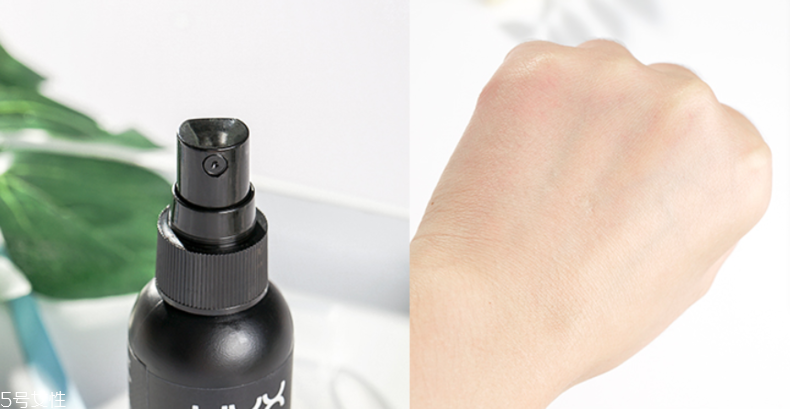 nyx定妝噴霧黑白區(qū)別 適合不同膚質(zhì) nyx定妝噴霧黑白區(qū)別 適合不同膚質(zhì)