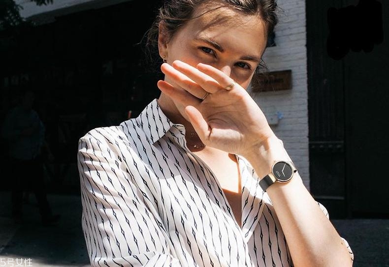 極簡風(fēng)手表哪個(gè)品牌最好 這里有楊紫同款