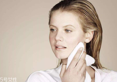 閉口反復(fù)長是什么原因 掃除頑固閉口4要點