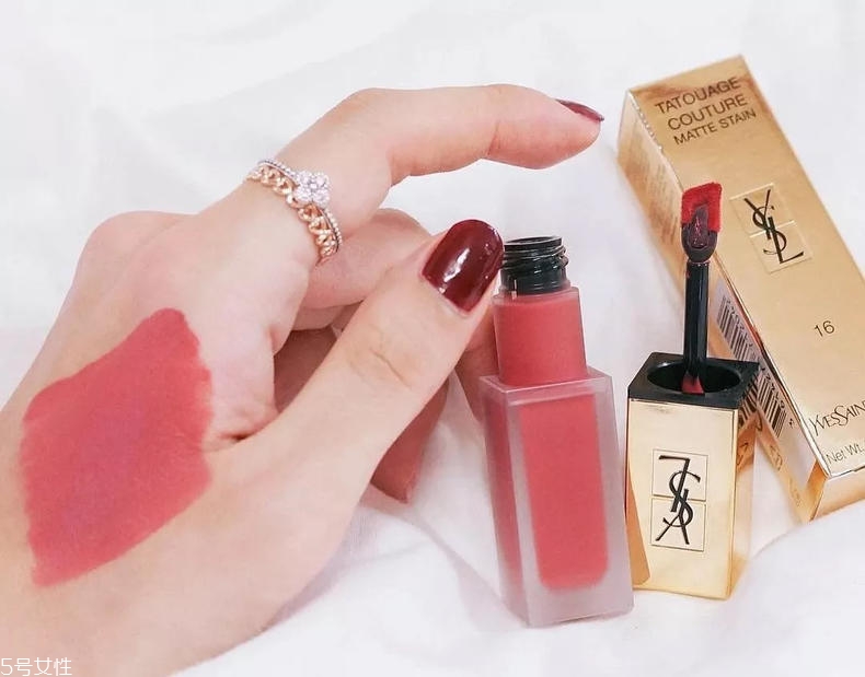 2018上半年哪只口紅最火 這16只口紅了解下 2018上半年哪只口紅最火 這16只口紅了解下