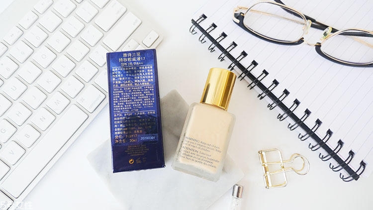 雅詩(shī)蘭黛dw粉底液怎么倒出來(lái) 火遍全球的爆款網(wǎng)紅粉底