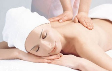 精油開背多久做一次好 精油開背的適宜人群 精油開背多久做一次好 精油開背的適宜人群