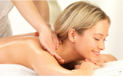 精油開背多久做一次好 精油開背的適宜人群 精油開背多久做一次好 精油開背的適宜人群