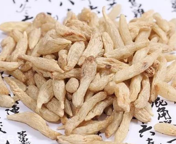 巴戟天和肉蓯蓉的區(qū)別 藥效不同 巴戟天和肉蓯蓉的區(qū)別 藥效不同