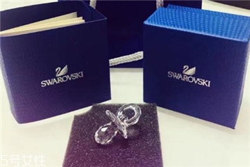 施華洛世奇奶嘴項鏈多少錢 精致可愛有童趣 施華洛世奇奶嘴項鏈多少錢 精致可愛有童趣