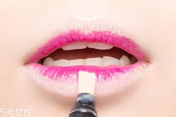 玫粉色口紅怎么涂好看 化妝師人手一只 玫粉色口紅怎么涂好看 化妝師人手一只