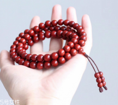 小葉紫檀手串多少錢 市場行情都這樣 小葉紫檀手串多少錢 市場行情都這樣