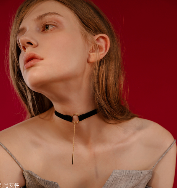 頸膜多久用一次最好 日常習(xí)慣預(yù)防頸紋 頸膜多久用一次最好 日常習(xí)慣預(yù)防頸紋