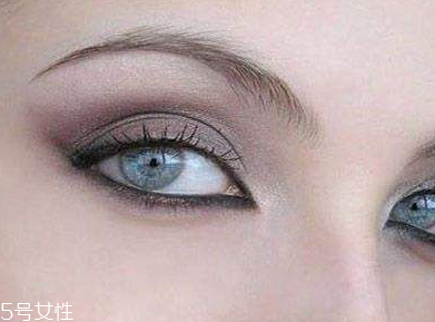 美瞳會掉色嗎 正品不會的 美瞳會掉色嗎 正品不會的