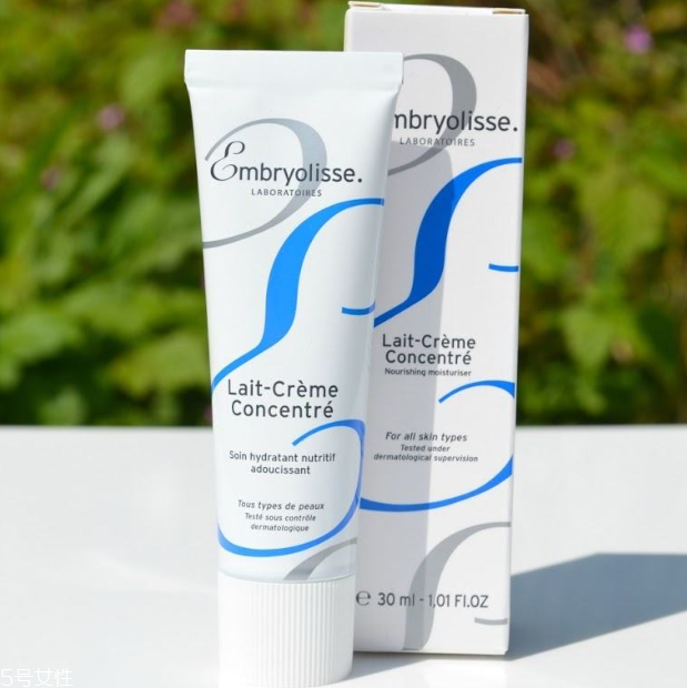 保濕妝前乳用在哪個(gè)步驟 這樣用不搓泥 保濕妝前乳用在哪個(gè)步驟 這樣用不搓泥