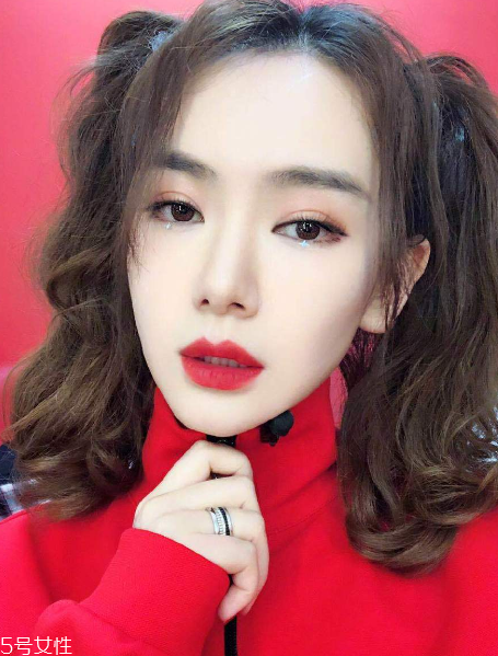 美瞳可以重復使用嗎 看是什么類型的