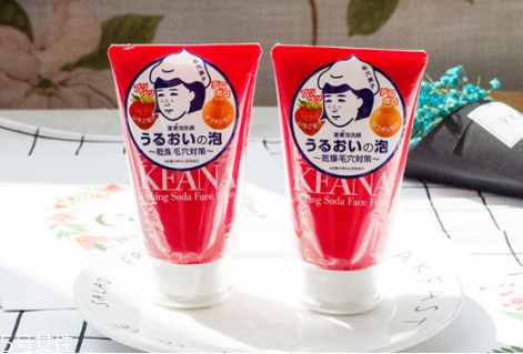 學(xué)生適合用什么牌子的護(hù)膚品 2022學(xué)生適合用的化妝品 學(xué)生適合用什么牌子的護(hù)膚品 2022學(xué)生適合用的化妝品