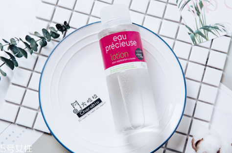 學(xué)生適合用什么牌子的護(hù)膚品 2022學(xué)生適合用的化妝品 學(xué)生適合用什么牌子的護(hù)膚品 2022學(xué)生適合用的化妝品