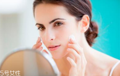 學(xué)生適合用什么牌子的護(hù)膚品 2022學(xué)生適合用的化妝品 學(xué)生適合用什么牌子的護(hù)膚品 2022學(xué)生適合用的化妝品