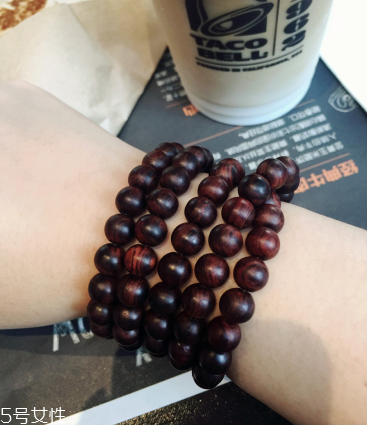 黃花梨手串能上油嗎 這些后果要當(dāng)心 黃花梨手串能上油嗎 這些后果要當(dāng)心