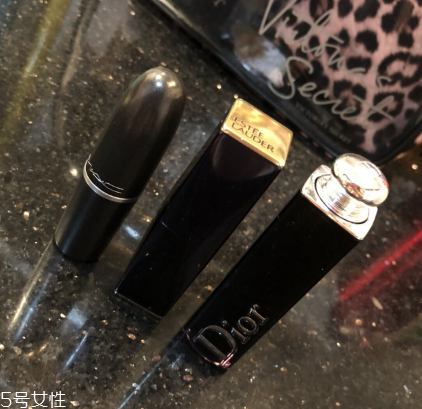 雅詩蘭黛333和迪奧740哪個更好看 誰擦誰好看 雅詩蘭黛333和迪奧740哪個更好看 誰擦誰好看