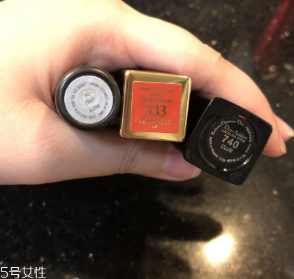 雅詩蘭黛333和迪奧740哪個更好看 誰擦誰好看 雅詩蘭黛333和迪奧740哪個更好看 誰擦誰好看