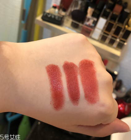 雅詩蘭黛333和迪奧740哪個更好看 誰擦誰好看 雅詩蘭黛333和迪奧740哪個更好看 誰擦誰好看