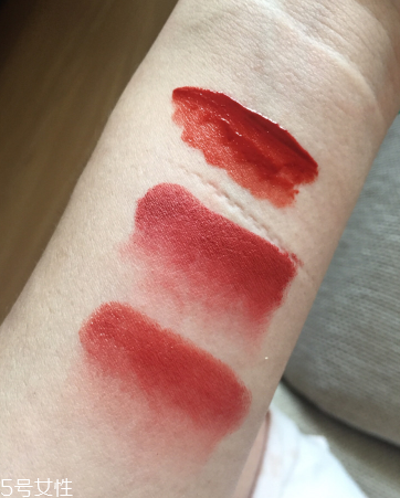 雅詩蘭黛333和迪奧740哪個更好看 誰擦誰好看 雅詩蘭黛333和迪奧740哪個更好看 誰擦誰好看