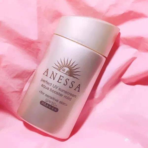 2018款安耐曬金瓶和銀瓶區(qū)別 神級(jí)防曬力 2018款安耐曬金瓶和銀瓶區(qū)別 神級(jí)防曬力