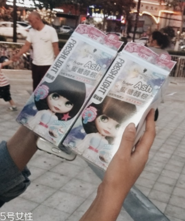 施華蔻染發(fā)劑氣味大嗎 施華蔻染發(fā)劑氣味大嗎