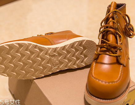 red wing狗標(biāo)好在哪里 狗標(biāo)背后的故事 red wing狗標(biāo)好在哪里 狗標(biāo)背后的故事