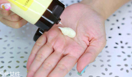 干性肌膚適合什么按摩膏 這么挑提高肌膚鎖水力 干性肌膚適合什么按摩膏 這么挑提高肌膚鎖水力