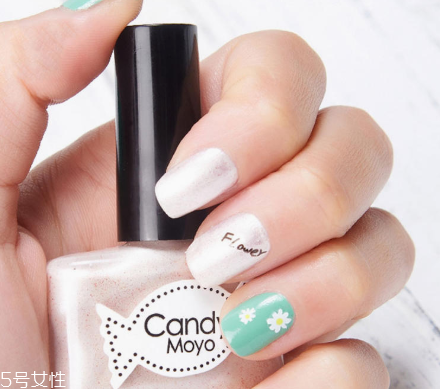 適合職場的美甲 職場里你也是小仙女 適合職場的美甲 職場里你也是小仙女