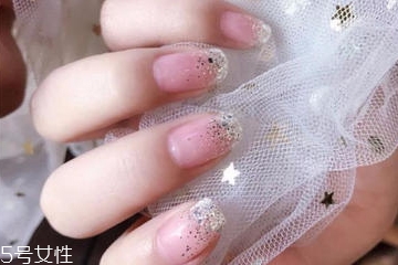 適合職場的美甲 職場里你也是小仙女 適合職場的美甲 職場里你也是小仙女