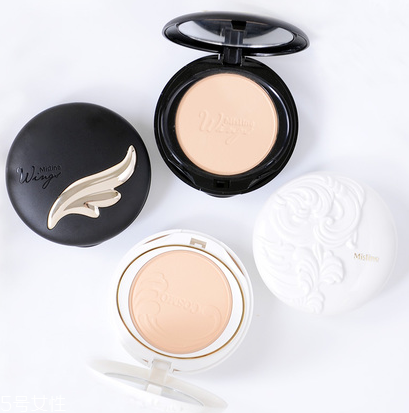 粉餅?zāi)芏▕y嗎 挑對了不怕脫妝 粉餅?zāi)芏▕y嗎 挑對了不怕脫妝