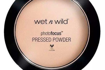 粉餅?zāi)芏▕y嗎 挑對了不怕脫妝 粉餅?zāi)芏▕y嗎 挑對了不怕脫妝