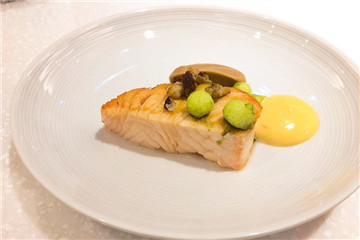 三文魚刺身有寄生蟲嗎 三文魚怎么選購無寄生蟲 三文魚刺身有寄生蟲嗎 三文魚怎么選購無寄生蟲