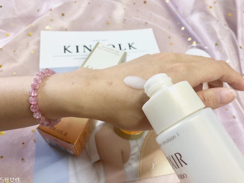 怡麗絲爾水乳哪個好用 這個牌子低調(diào)溫和有內(nèi)涵 怡麗絲爾水乳哪個好用 這個牌子低調(diào)溫和有內(nèi)涵