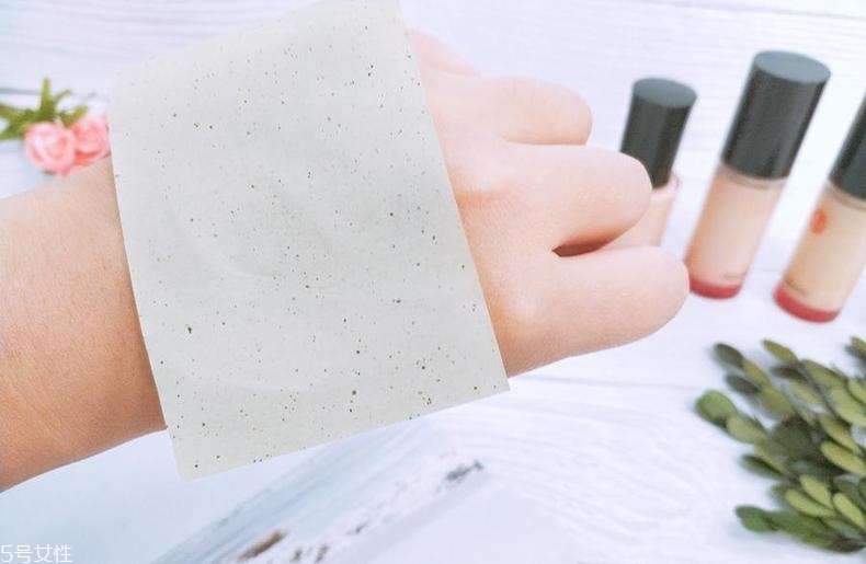 江原道粉底液適合干皮嗎 粉底界黑馬 江原道粉底液適合干皮嗎 粉底界黑馬