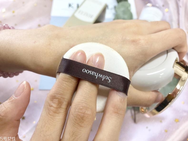 怡麗絲爾水乳哪個好用 這個牌子低調(diào)溫和有內(nèi)涵 怡麗絲爾水乳哪個好用 這個牌子低調(diào)溫和有內(nèi)涵