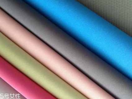 桃皮絨是什么面料 一種手感極好的面料 桃皮絨是什么面料 一種手感極好的面料