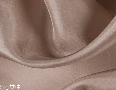 真絲是什么面料 夏季服裝常見(jiàn)面料