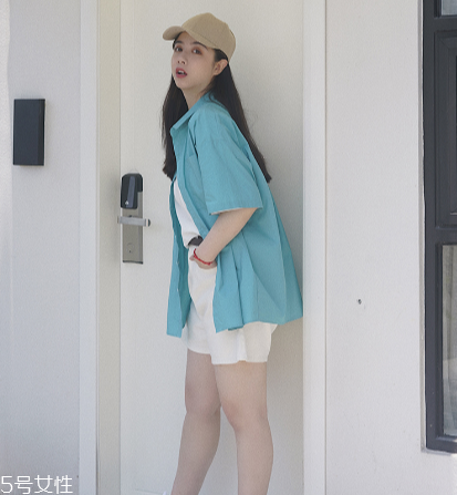 手臂粗穿什么衣服好看 這三招輕松搞定 手臂粗穿什么衣服好看 這三招輕松搞定