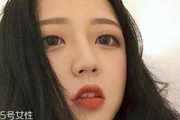 睫毛膏先刷白色還是黑色 當然是白色 睫毛膏先刷白色還是黑色 當然是白色