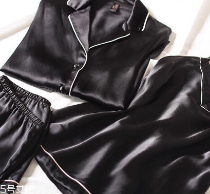 真絲有彈性嗎 看不同等級 真絲有彈性嗎 看不同等級