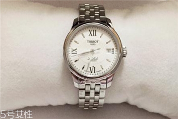 機械表可以戴著跑步嗎 最好避免劇烈運動 機械表可以戴著跑步嗎 最好避免劇烈運動